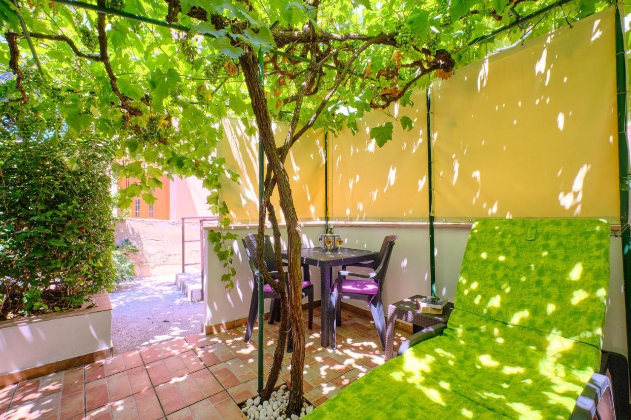 Apartments Antares Mali Losinj Exterior photo