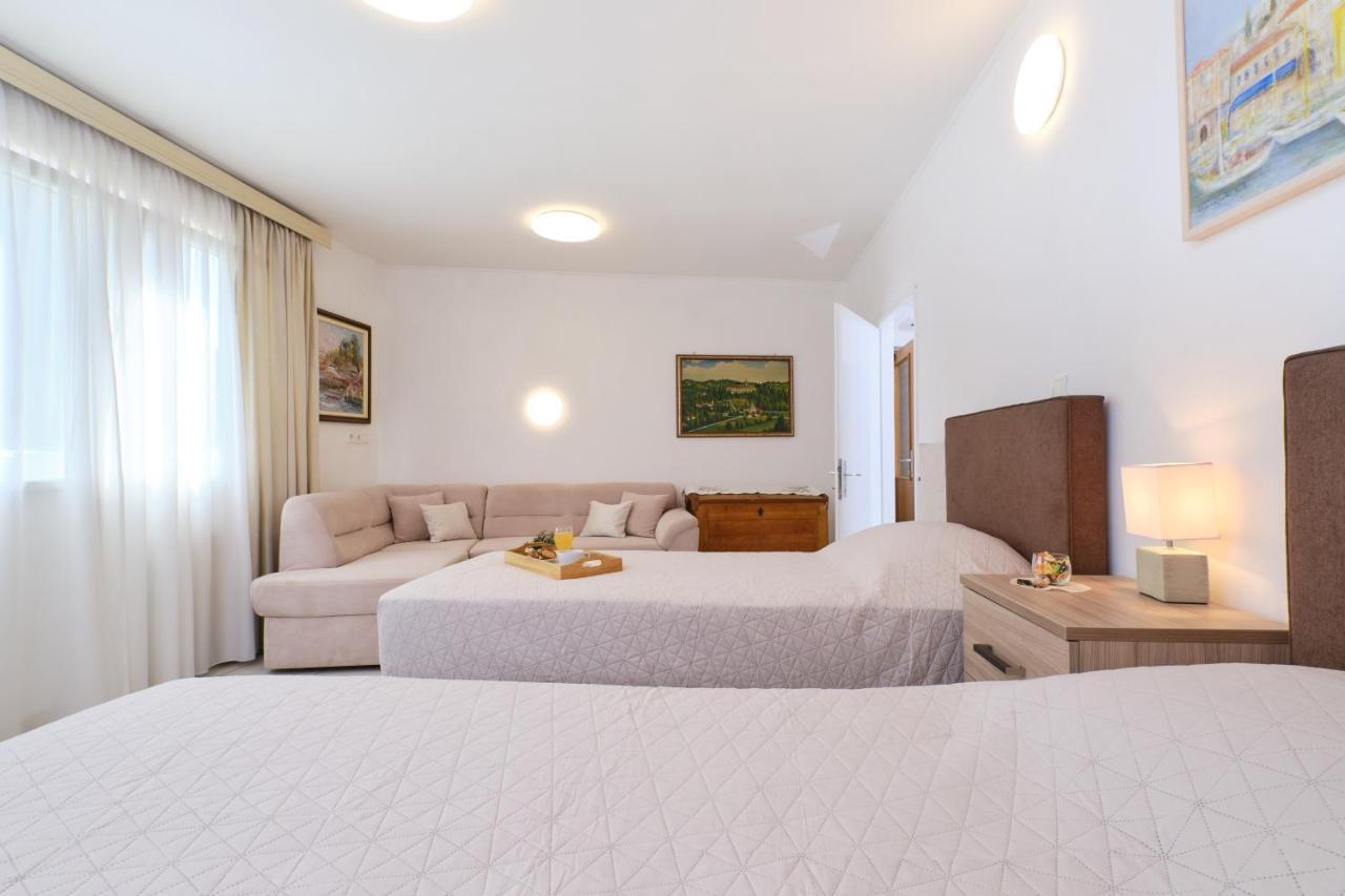 Apartments Antares Mali Losinj Exterior photo